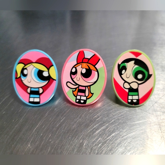1999 Powerpuff Girls Plastic Rings Party Favors Cartoon Network - One Of Each - Picture 1 of 8